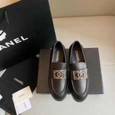 Chanel Low Shoes